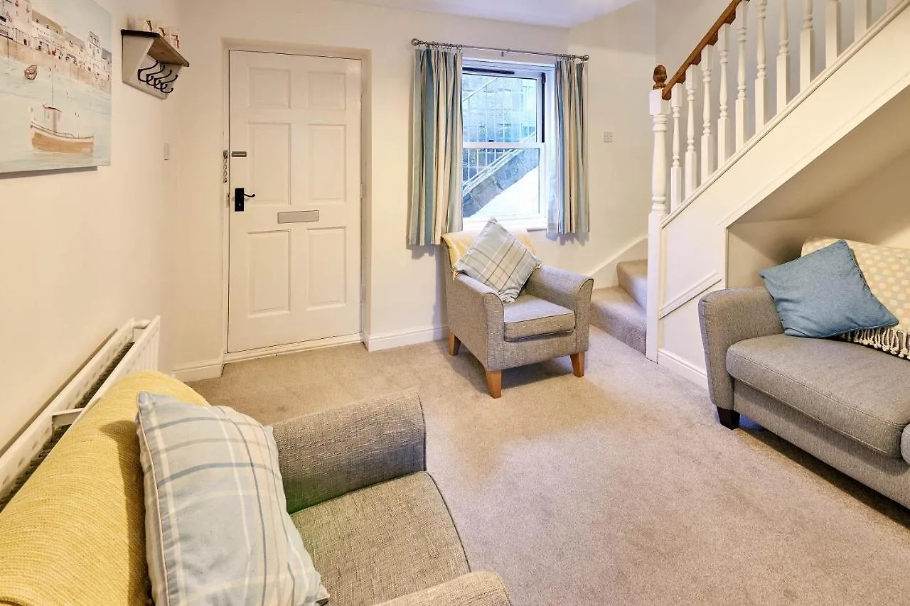 Host & Stay - Richemont Cottage Whitby 0*,