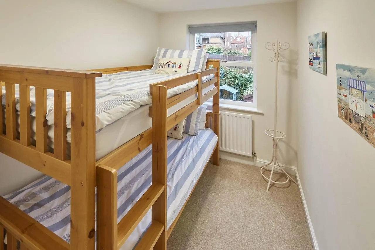וויטבי Host & Stay - Richemont Cottage